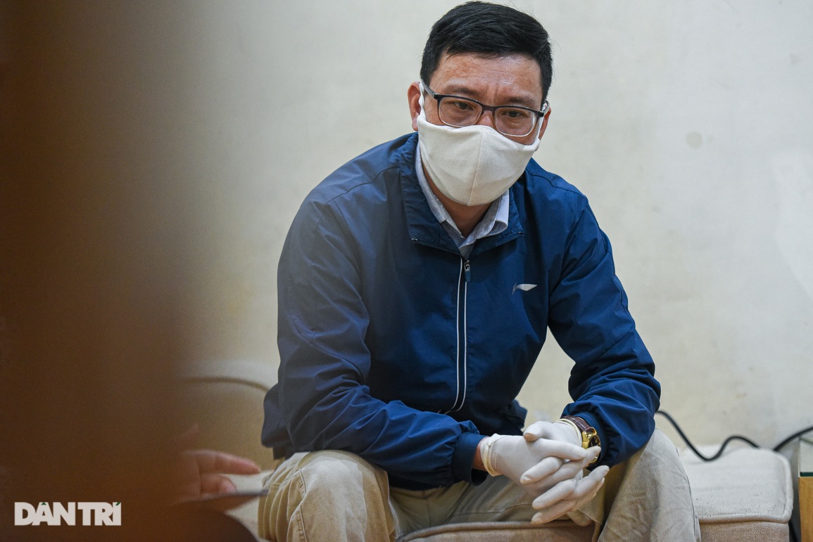 Tổ trưởng dân phố ở Hà Nội sụt cân, ốm bẹp giường vì quá tải F0 - 5 Tổ trưởng dân phố ở Hà Nội sụt cân, ốm bẹp giường vì quá tải F0 - 5