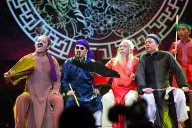 Vượng “râu” khiến khán giả khóc - cười với buồn vui của đời nghệ sĩ