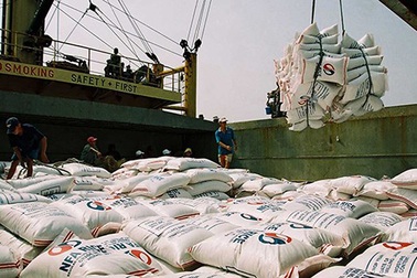 Bột mỳ Vinafood 1 “gồng mình” kiếm lãi trước IPO