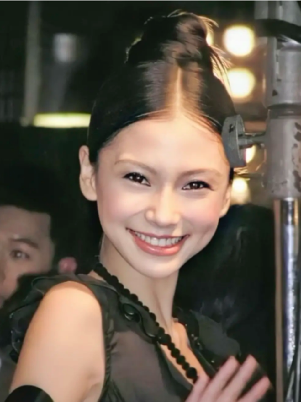 Angelababy lộ thân hình gầy gò đáng báo động - 7 Angelababy lộ thân hình gầy gò đáng báo động - 7