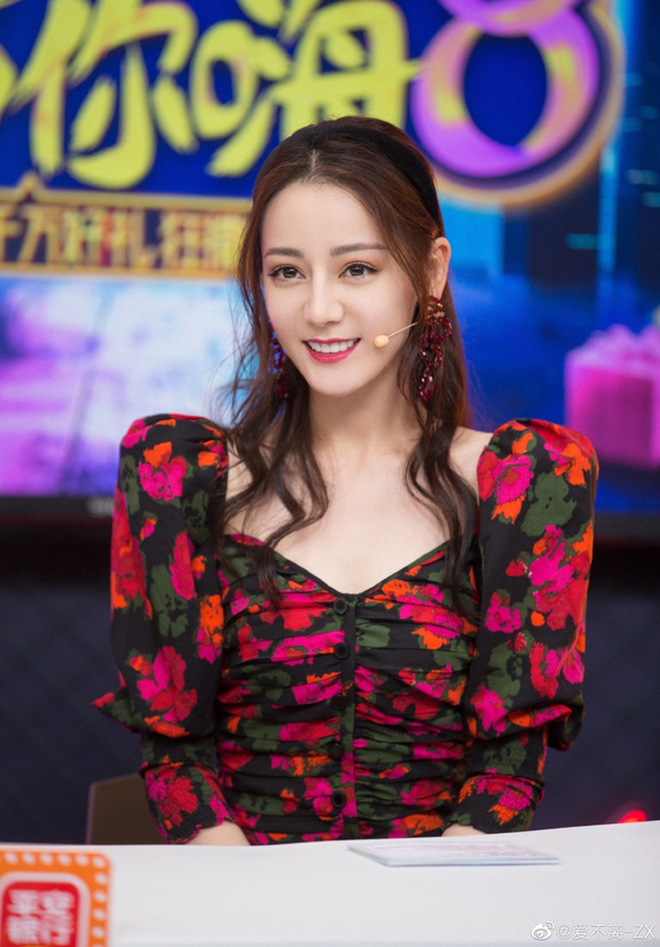 Thần thái đỉnh cao và nhan sắc cuốn hút của mỹ nhân Địch Lệ Nhiệt Ba - 11