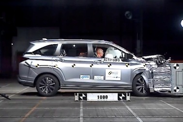 Toyota Veloz Cross vừa về Việt Nam có đủ an toàn trước các vụ tai nạn?