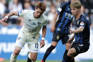 Công Phượng vẫn chật vật tìm chỗ đứng trong đội hình Incheon United