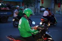 Tài xế Grab "mất tích" sau khi mượn xe bạn cùng phòng đi làm