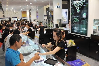 “Sếp” nữ bị khởi tố ngay sau khi từ nhiệm, PNJ “bay” gần 1.000 tỷ đồng vốn hoá