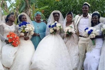 Cưới một lúc 7 người vợ, chú rể ở Uganda tặng mỗi cô dâu một ô tô mới