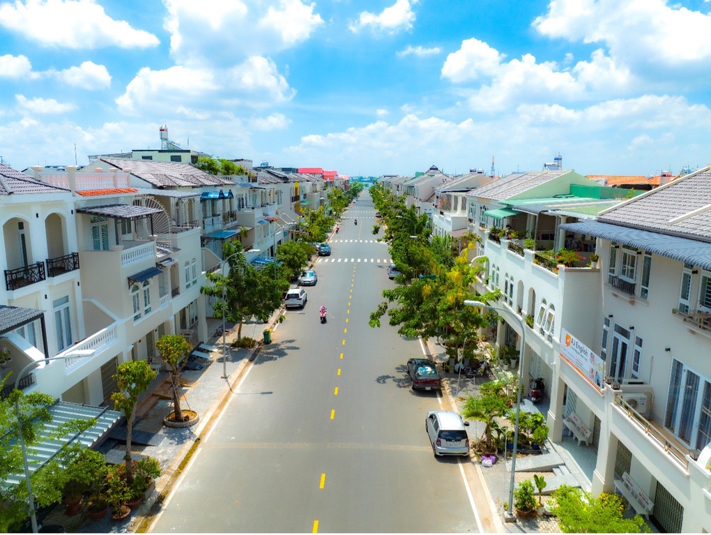 Long Xuyên - Thị trường ngách tiềm năng cho nhà đầu tư nhanh nhạy - 1 Long Xuyên - Thị trường ngách tiềm năng cho nhà đầu tư nhanh nhạy - 1