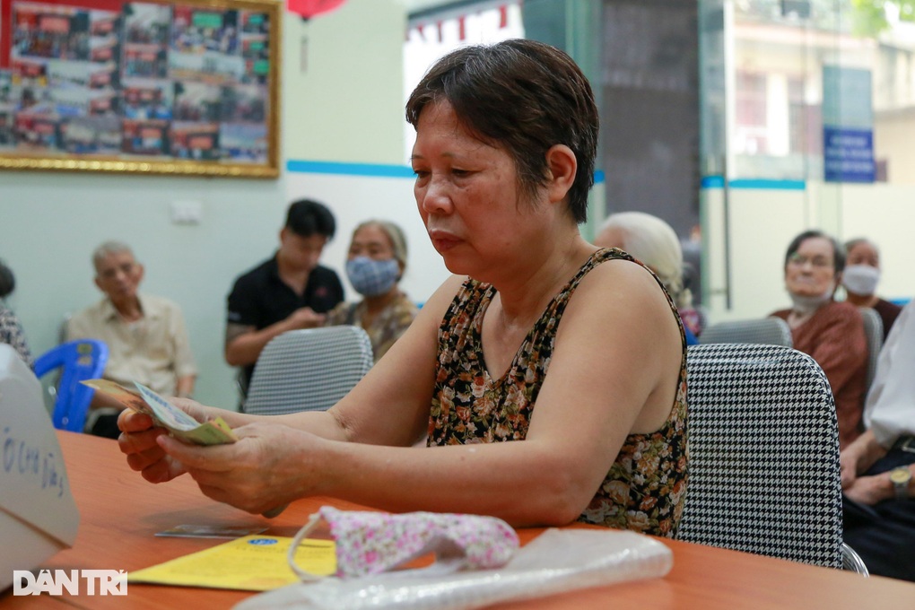 Vì sao lương hưu của lao động nam thấp hơn nữ khi giảm năm đóng BHXH? - 2 Vì sao lương hưu của lao động nam thấp hơn nữ khi giảm năm đóng BHXH? - 2