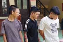 5 thanh, thiếu niên đi trộm xe máy để lấy tiền tiêu xài