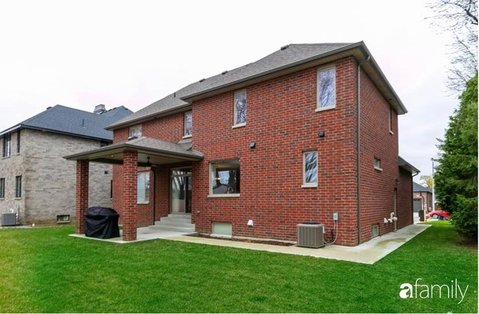 Mẹ Việt ở Canada khoe ngôi nhà đẹp như trong phim, thích nhất là căn bếp vừa đứng nấu cơm vừa ngắm trời mây cây cối - Ảnh 20.