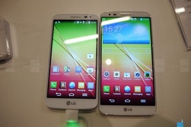 Cận cảnh phiên bản thu nhỏ của smartphone “bom tấn” LG G2