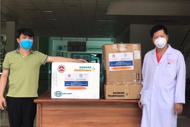 Bệnh viện Đà Nẵng nhận hỗ trợ ứng phó dịch COVID-19