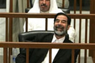 Tiết lộ gây sốc của người làm chứng cho Saddam Hussein