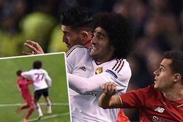 Giật cùi chỏ đối phương, Fellaini trước nguy cơ bị phạt nặng