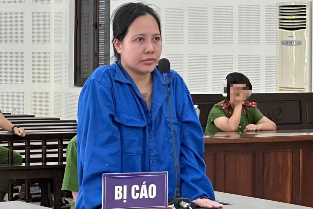 Chi tiền tỷ cho người phụ nữ tự nhận nói chuyện được với người âm - 1 Chi tiền tỷ cho người phụ nữ tự nhận nói chuyện được với người âm - 1