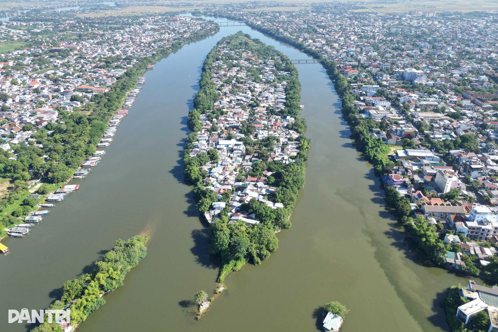 Đề xuất xây dựng 2 cầu dẫn vào ốc đảo giữa sông Hương - 1 Đề xuất xây dựng 2 cầu dẫn vào ốc đảo giữa sông Hương - 1