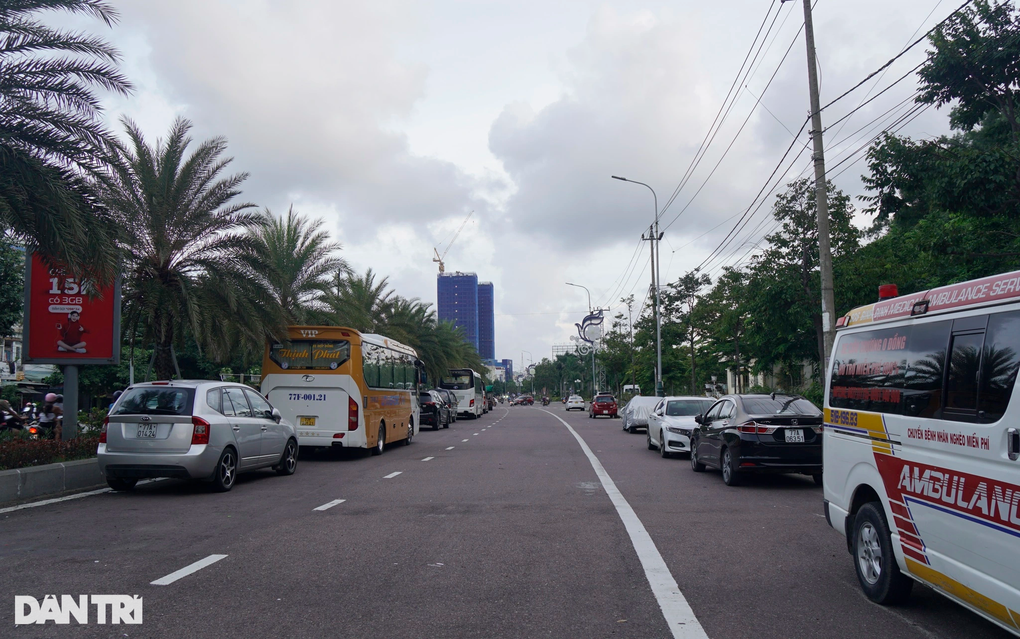 Sạt lở núi một năm chưa được khắc phục, cửa ngõ Quy Nhơn bị thắt cổ chai - 4 Sạt lở núi một năm chưa được khắc phục, cửa ngõ Quy Nhơn bị thắt cổ chai - 4