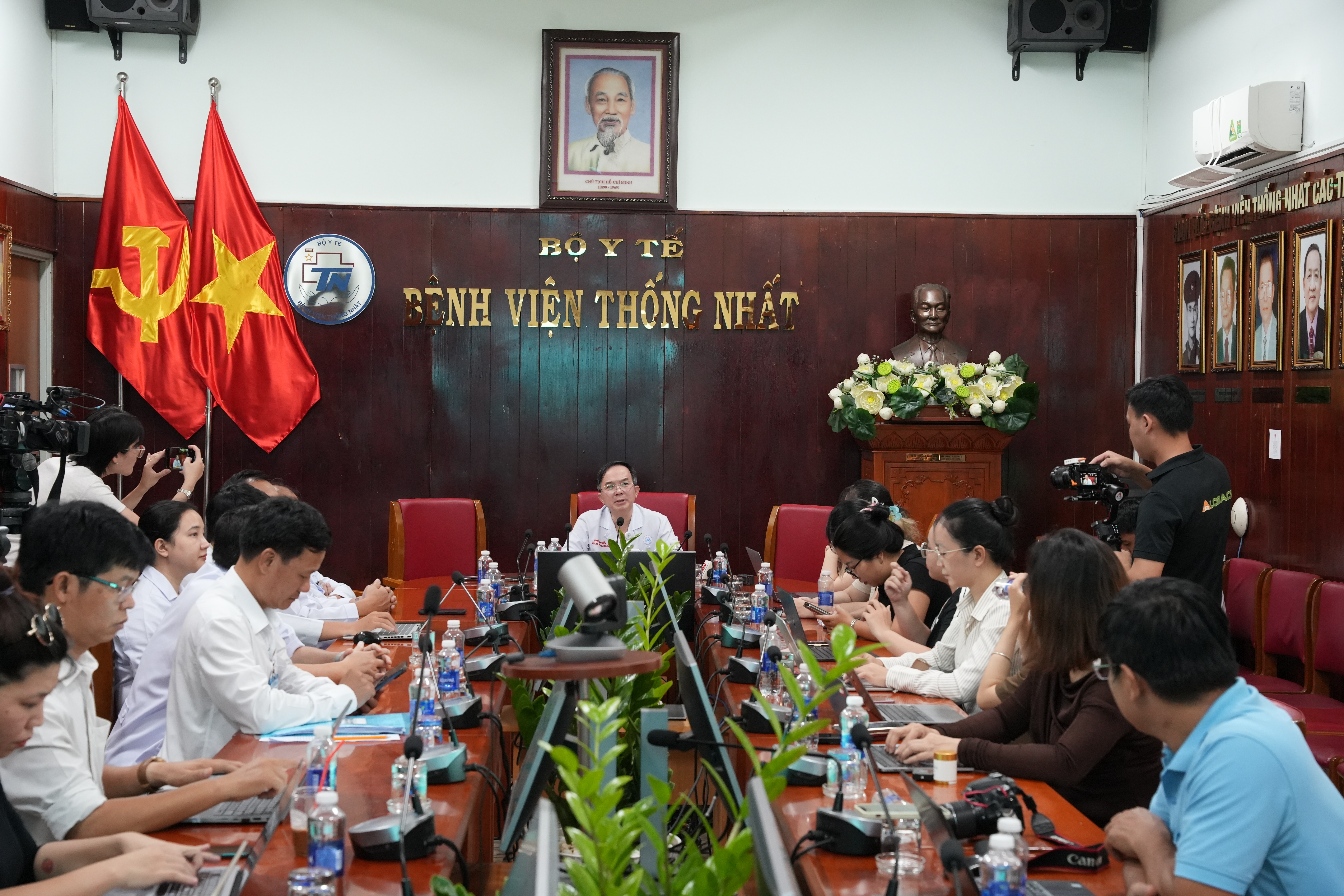 Trái tim đập lại giữa ca ghép chưa được chuẩn bị tại bệnh viện ở TPHCM - 1