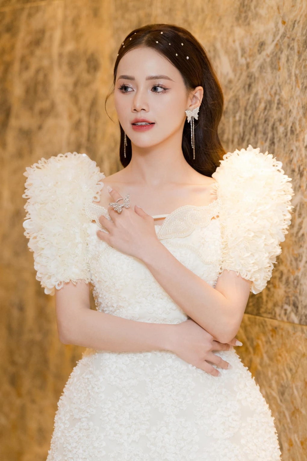 Đời thường trẻ trung, gợi cảm của Minh Thu Nơi giấc mơ tìm về - 3 Đời thường trẻ trung, gợi cảm của Minh Thu Nơi giấc mơ tìm về - 3
