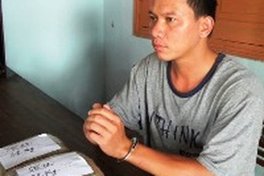 Quảng Trị: Bắt giữ vụ vận chuyển gần 2 kg cần sa và 1.000 USD giả