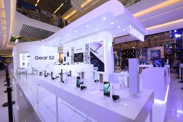 Samsung trình diễn “đồng hồ khổng lồ” tại TPHCM