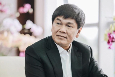 "Vua thép" Trần Đình Long đi nuôi bò, gà, lợn có thành công?