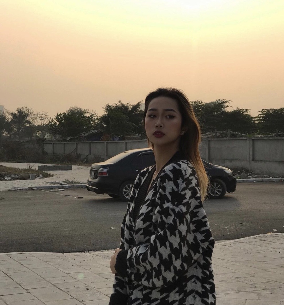 Hot girl Quảng Ninh đốn tim người xem khi thú nhận tình yêu đội tuyển Đức - 3 Hot girl Quảng Ninh đốn tim người xem khi thú nhận tình yêu đội tuyển Đức - 3