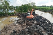 Lại vỡ đê bao, huyện cù lao lo ứng phó đợt triều cường mới