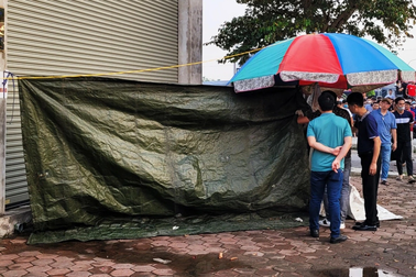 Thi thể cô gái lõa thể ở vỉa hè và loạt câu hỏi vạch trần tội ác phía sau