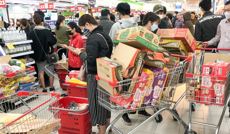 Bộ trưởng Công Thương: Không còn hiện tượng dân đổ xô đi mua hàng - 2 Bộ trưởng Công Thương: Không còn hiện tượng dân đổ xô đi mua hàng - 2