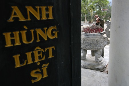 Cần thực hiện lời Bác Hồ dạy: "Dân ta phải biết sử ta"!