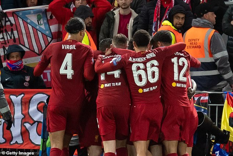 Cầu thủ Liverpool điều trị tâm lý do sợ mất chức vô địch Premier League - 1 Cầu thủ Liverpool điều trị tâm lý do sợ mất chức vô địch Premier League - 1
