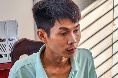 "Đạo chích" dùng ná cao su phá kính ô tô, trộm giấy tờ rồi đòi tiền chuộc