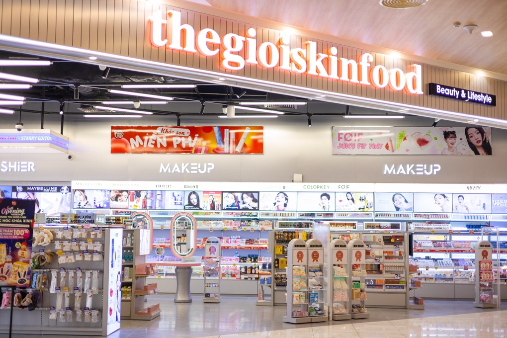 Cửa hàng Thế Giới Skinfood đông đúc trong ngày khai trương tại AEON Mall Huế - 3 Cửa hàng Thế Giới Skinfood đông đúc trong ngày khai trương tại AEON Mall Huế - 3