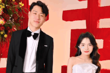 Chuyện tình của "cô gái tí hon" ở Nam Định và chồng cao 1,85m