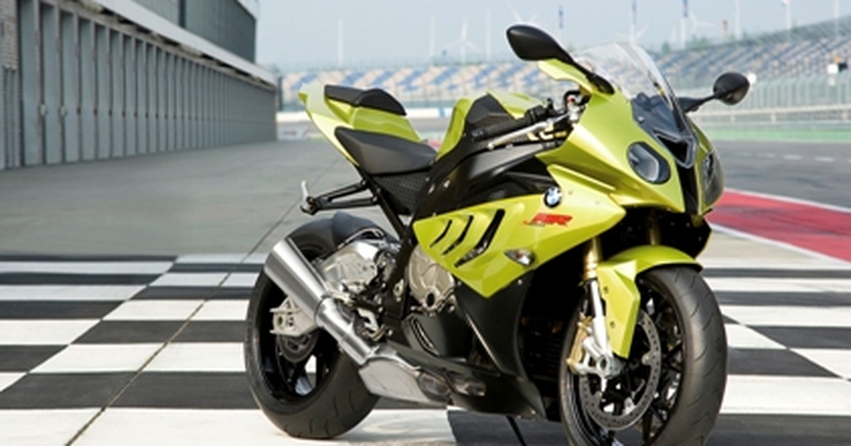BMW S 1000 RR có giá 13.800 USD | Báo Dân trí