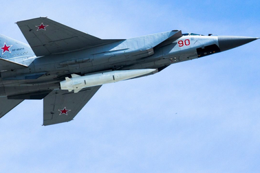 Ukraine nói về cách vô hiệu hóa "siêu vũ khí" của Nga