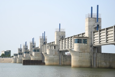 Đập dâng 1.500 tỷ đồng trên sông Trà Khúc lại chậm tiến độ