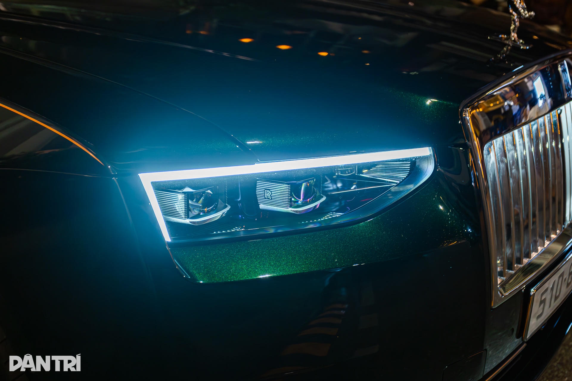 Rolls-Royce Ghost Series II đầu tiên Việt Nam, màu sơn đắt hơn 1 chiếc VF 3 - 8 Rolls-Royce Ghost Series II đầu tiên Việt Nam, màu sơn đắt hơn 1 chiếc VF 3 - 8
