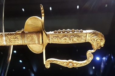 64 Bảo vật hoàng cung triều Nguyễn lần đầu về lại cố hương