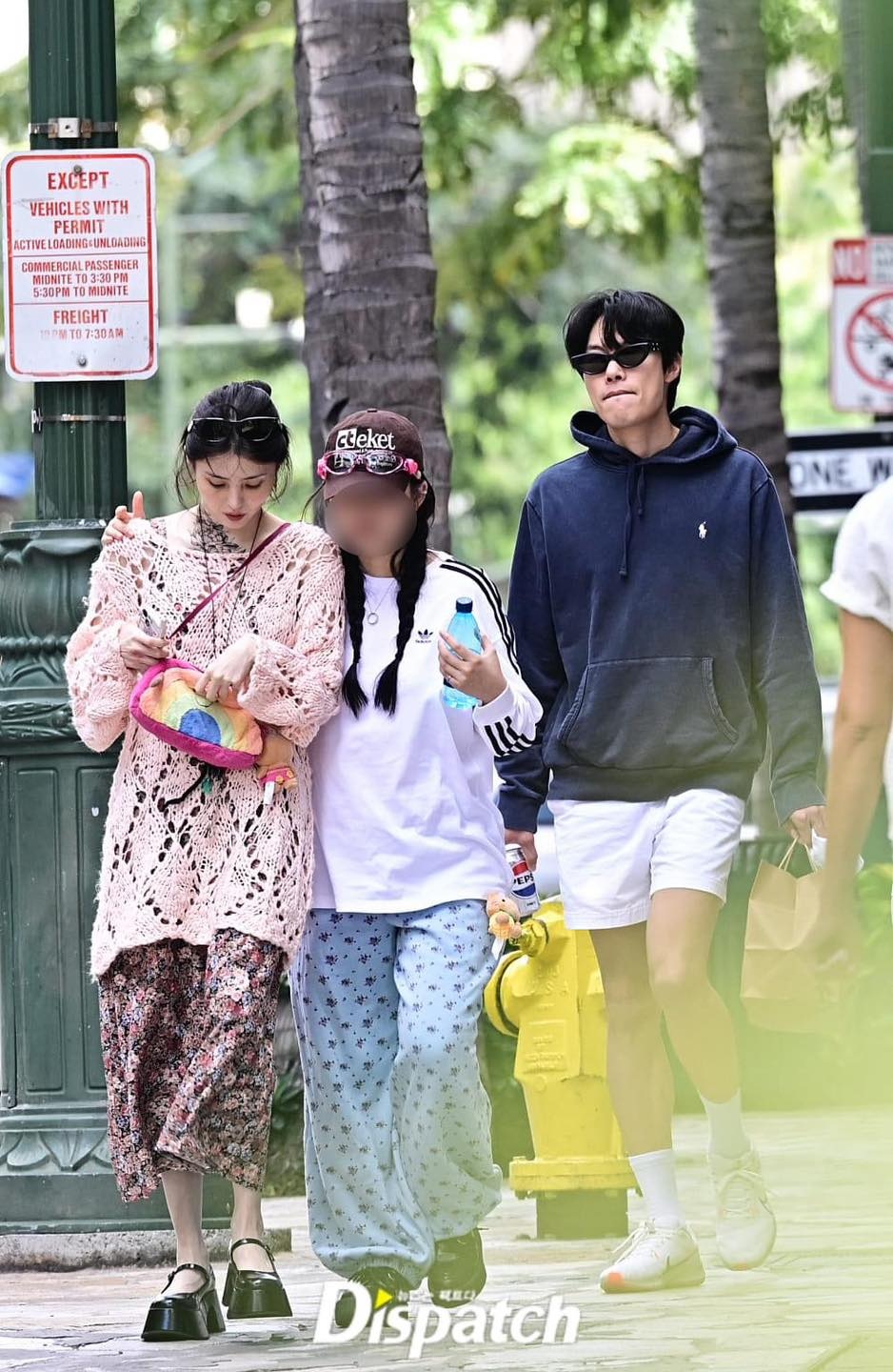 Han So Hee và tình mới buồn bã trong loạt ảnh hẹn hò mới được hé lộ - 5