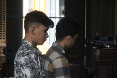 Giết người chỉ vì dẫm chân nhau khi nhảy ở quán bar