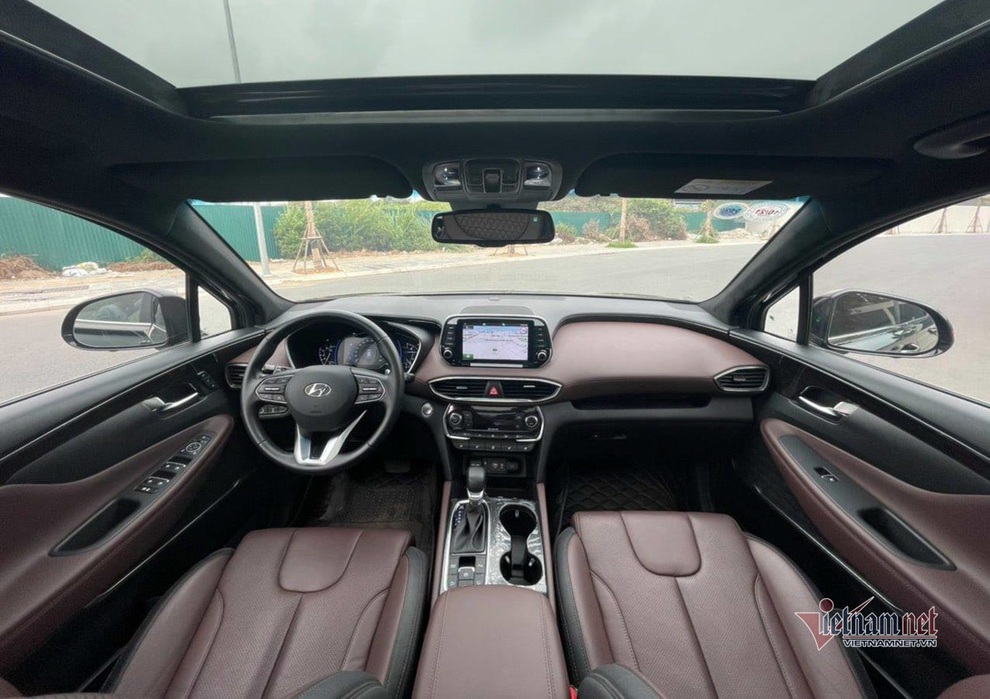 Hyundai Santa Fe đi hơn 2 năm có còn giữ giá? - 4 Hyundai Santa Fe đi hơn 2 năm có còn giữ giá? - 4