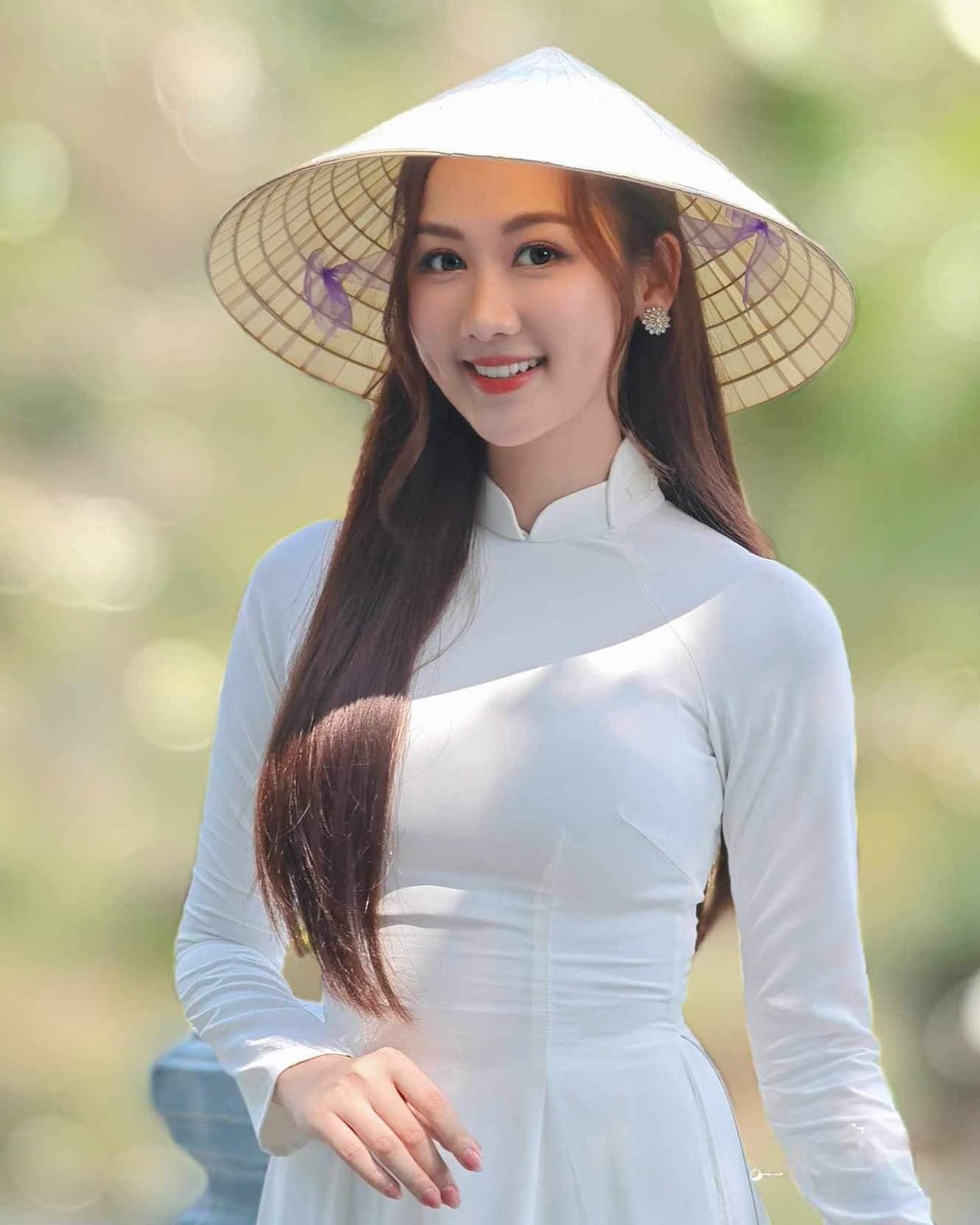 Nhan sắc đời thường của tân hoa hậu gây tranh cãi Quế Anh - 7 Nhan sắc đời thường của tân hoa hậu gây tranh cãi Quế Anh - 7