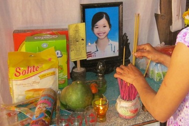 Người cha đánh chết con vì một bao hồ tiêu bị khởi tố 2 tội danh