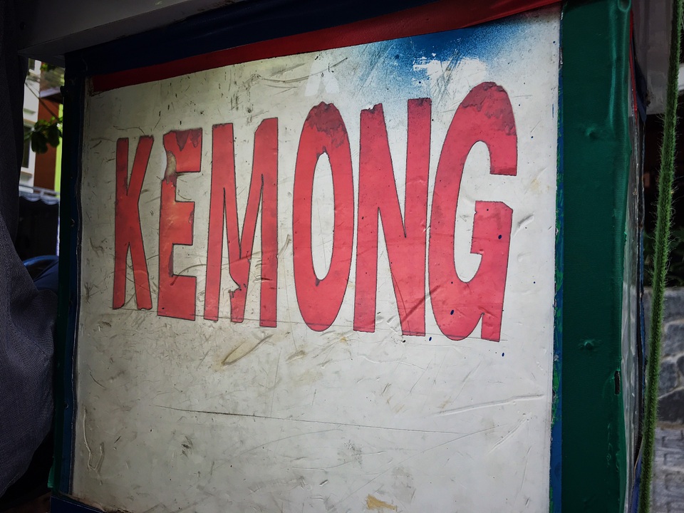 Bán ký ức tuổi thơ qua tiếng leng keng giữa lòng Sài Gòn - 3 Bán ký ức tuổi thơ qua tiếng leng keng giữa lòng Sài Gòn - 3
