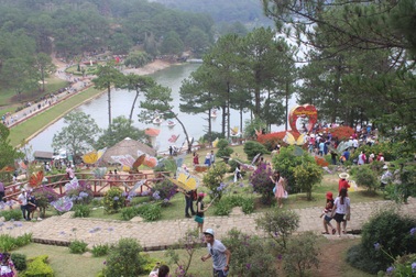 Khu du lịch Thung Lũng Tình Yêu - Đà Lạt bất ngờ tăng giá vé