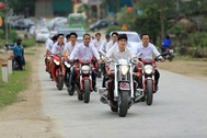 Truy tìm dàn môtô khủng phạm luật diễu phố trong đám cưới