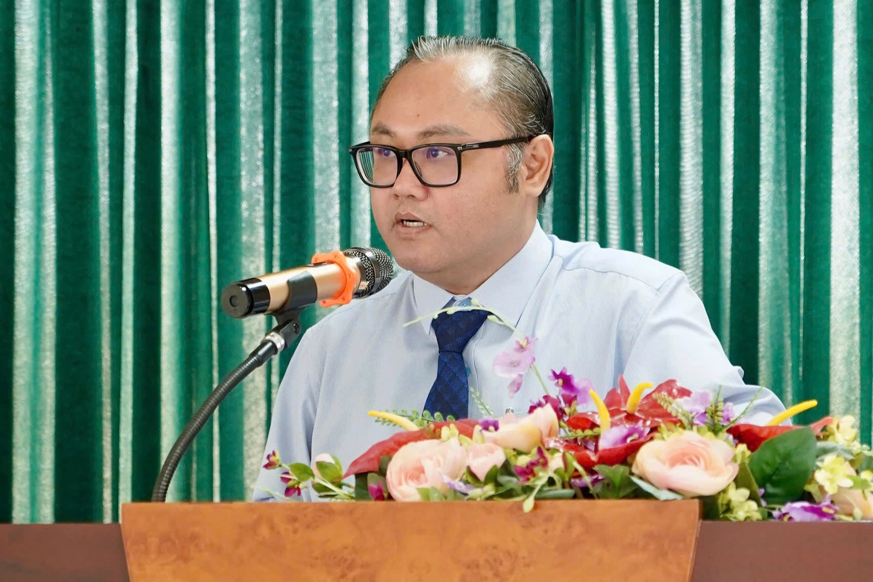 Có thể xem xét cho phép làm việc từ xa đối với cán bộ luân chuyển xa nhà - 6
