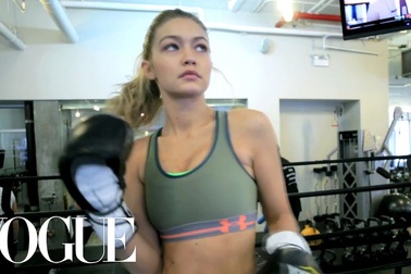 Gigi Hadid chia sẻ về bí quyết giữ dáng